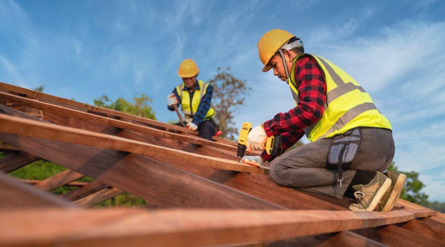 Professional gutter cleaning in Tyrone, PA